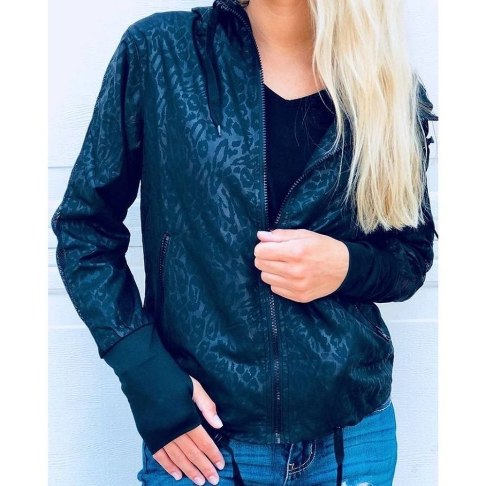 MSRP: $69 Zyia Wind Breaker / Rain Jacket